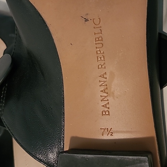 Banana Republic Black Leather Pointed Toe Mary Jane Mules Slides Flats Wmns 7.5 - Picture 9 of 10